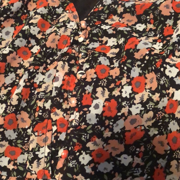 Pretty floral tea dress - Picture 3 of 3